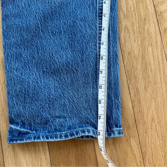 GAP women’s Cheeky Straight High Rise Jeans - Picture 6 of 9